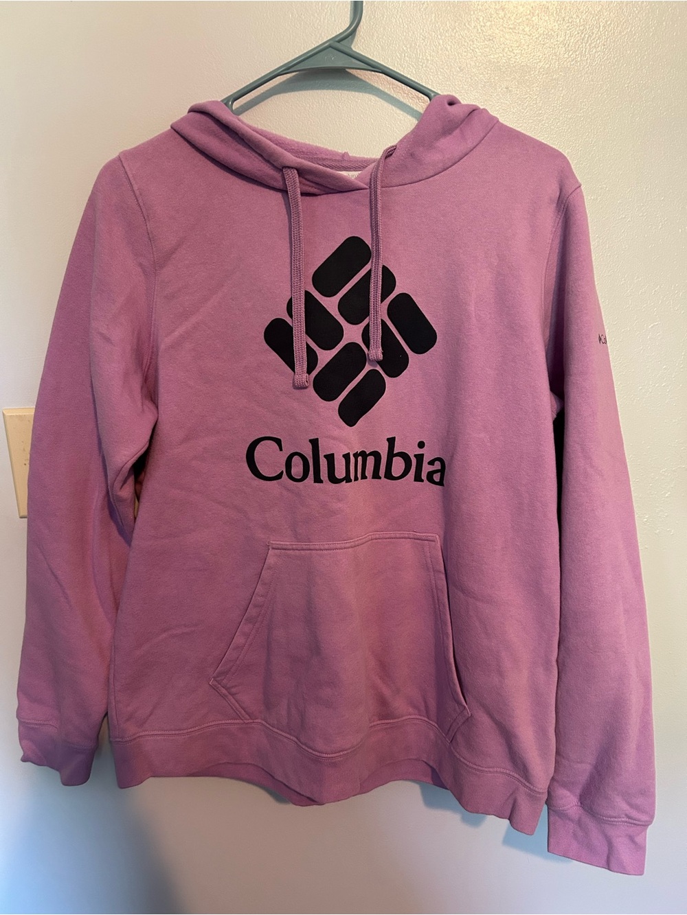 Columbia Lavender Pullover Hoodie with Black Logo
